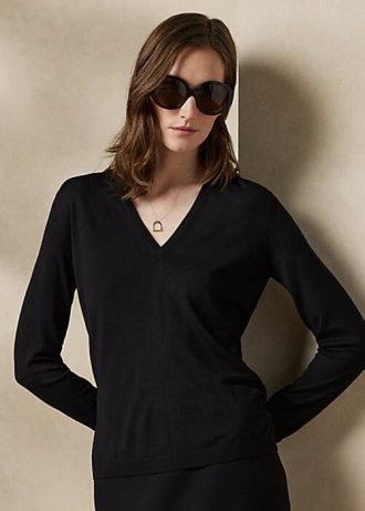 Black Women’s Ralph Lauren Wool Long-Sleeve V-Neck Sweaters